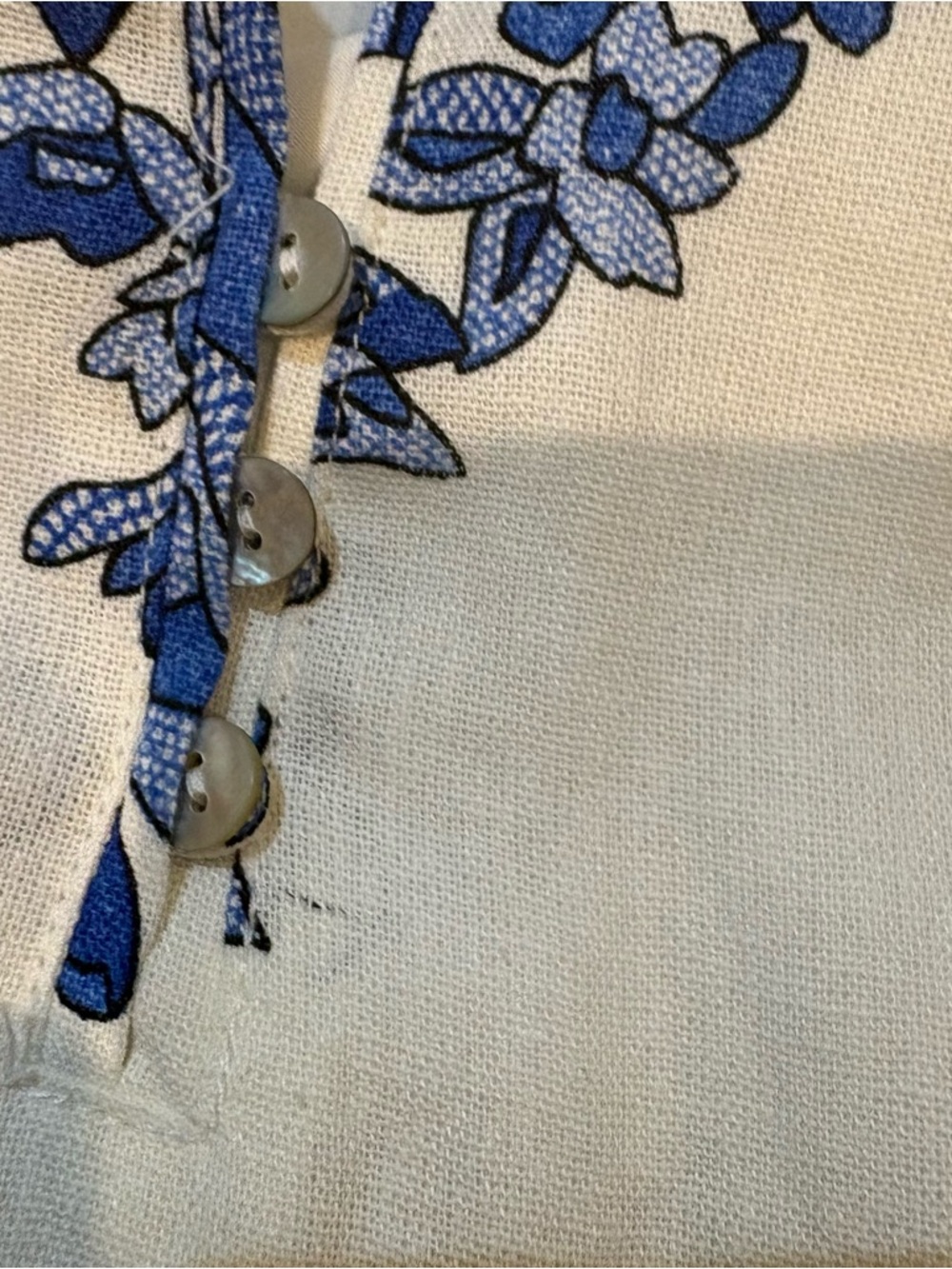 CeCe Blue & White linen blended Floral Tiered Mini Dress size S - Picture 9 of 11